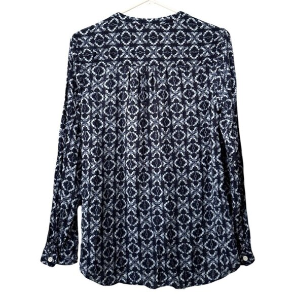 Eddie Bauer Women Size Small Button-Down Blouse Long Sleeve Rayon Lightweight - Picture 2 of 16